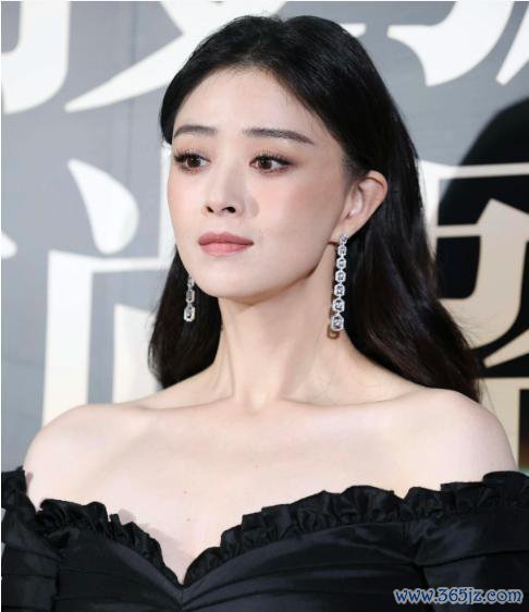 蒋欣孤独打拼成实力派，淡妆演绎女稽察官，不雅众期待她再创后光